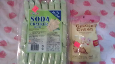 UNBAGGING THE YUMMY FOOD WE GET TODAY.