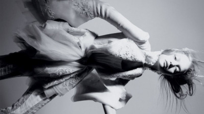 THE  CURSE -  AGNES  OBEL-  BERLIN   LIVE  SESSION - ERIN  MOMMSEN  WOLFF.