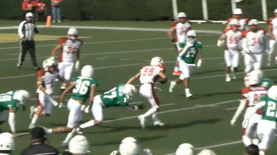 Quien lo detiene??  Escapando de las tacleadas ?